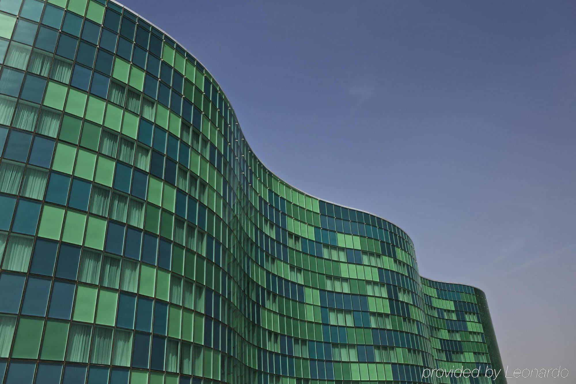 Millennium Al Rawdah Hotel Abu Dhabi Exterior photo The building's facade