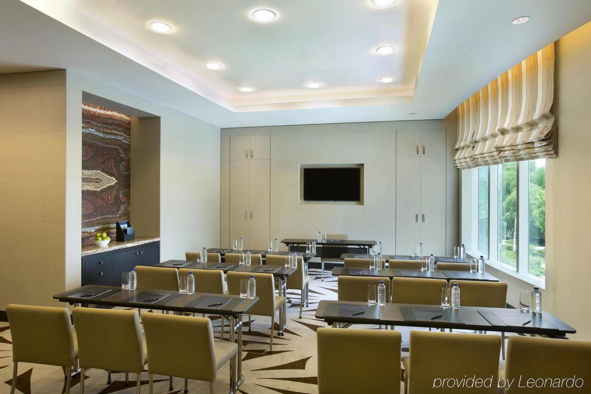 Millennium Al Rawdah Hotel Abu Dhabi Exterior photo The meeting room at the hotel