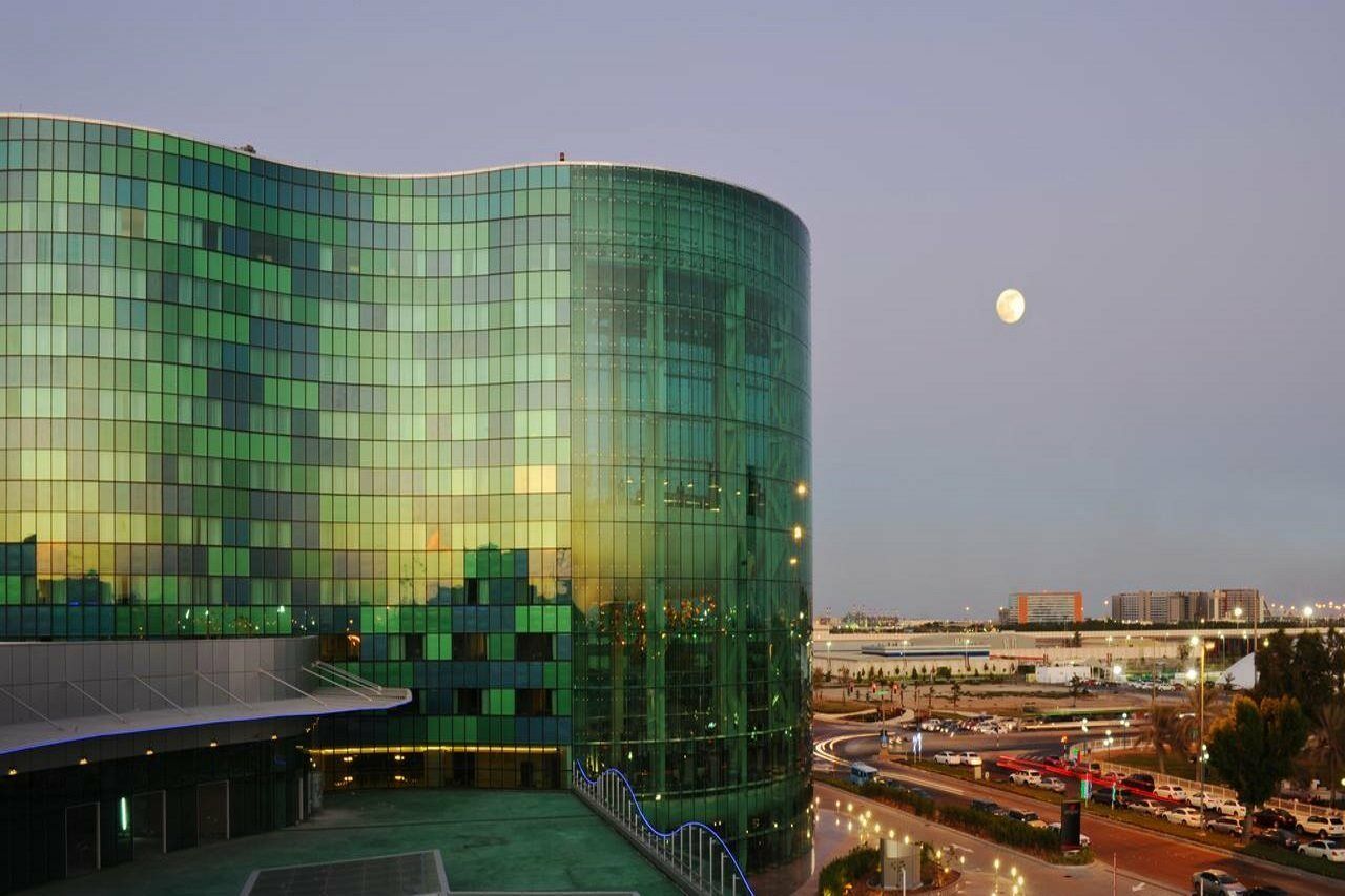 Millennium Al Rawdah Hotel Abu Dhabi Exterior photo The Green Building Center