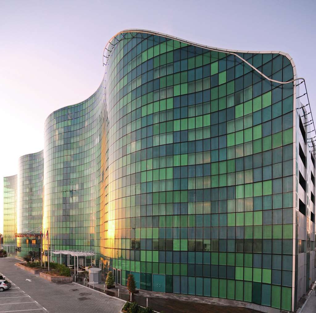 Millennium Al Rawdah Hotel Abu Dhabi Exterior photo The Green Building Center