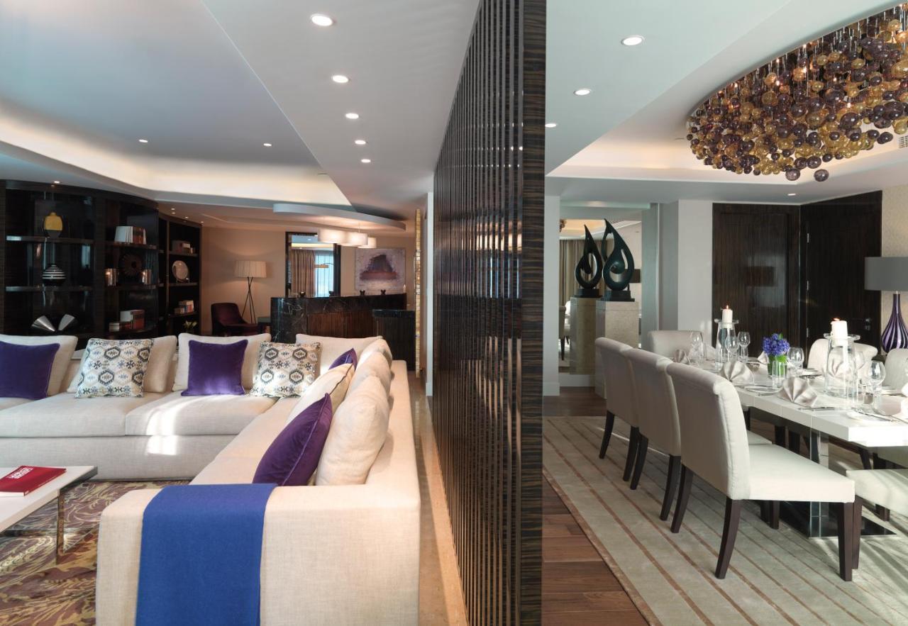 Millennium Al Rawdah Hotel Abu Dhabi Restaurant photo Interior design of a modern apartment