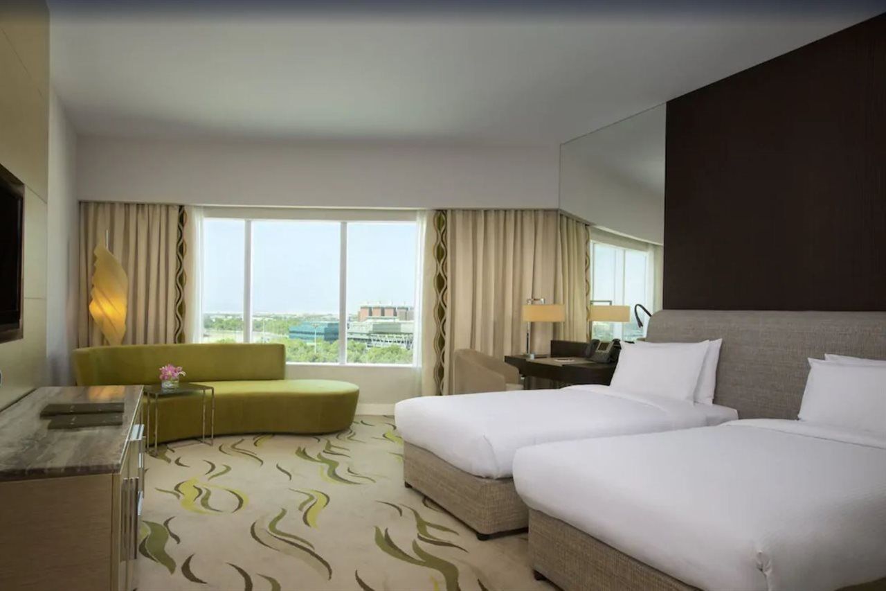 Millennium Al Rawdah Hotel Abu Dhabi Exterior photo A room at Jumeirah Jumeirah
